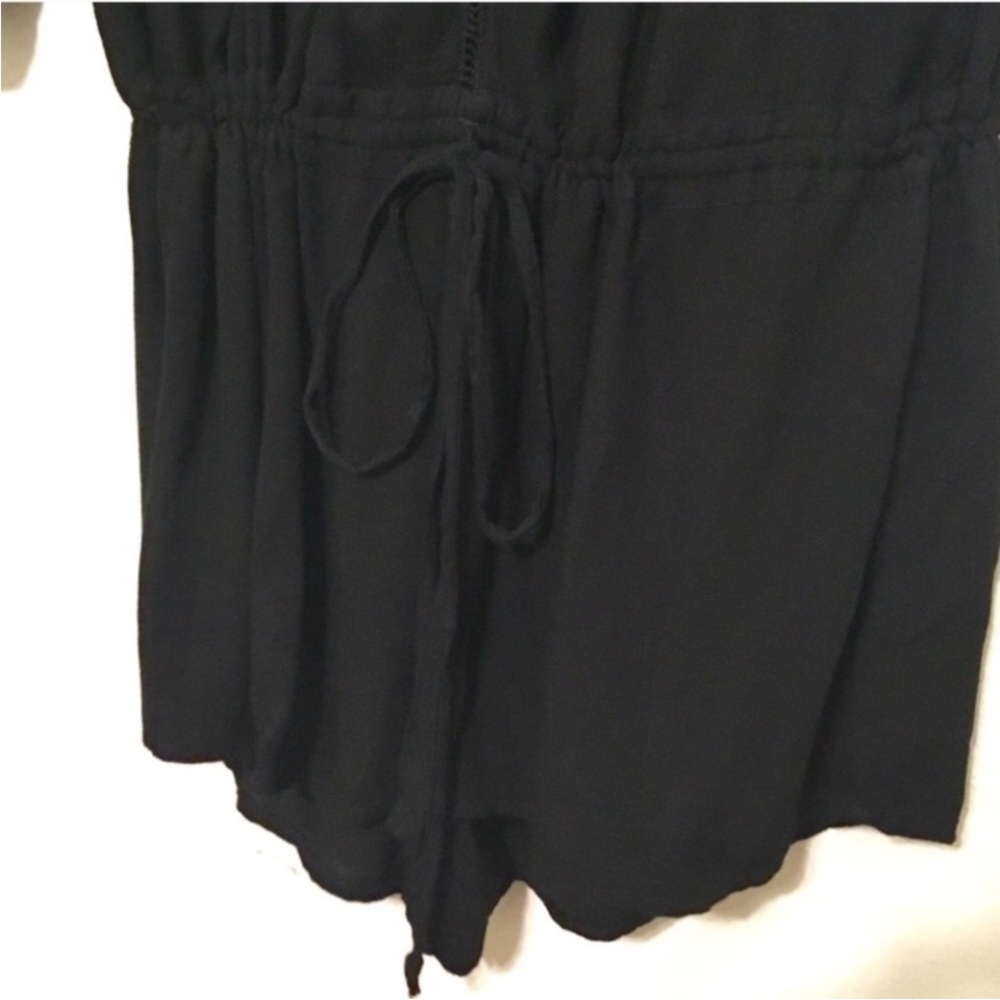 Young Fabulous & Broke Off-Shoulder Black Romper size small NWOT - Picture 6 of 8